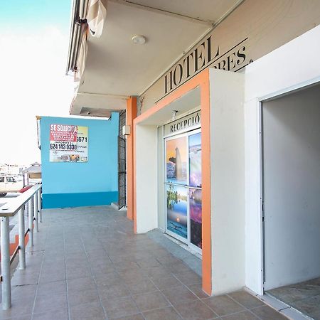Oyo Hotel Plaza Las Torres, Cabo San Lucas Exterior photo