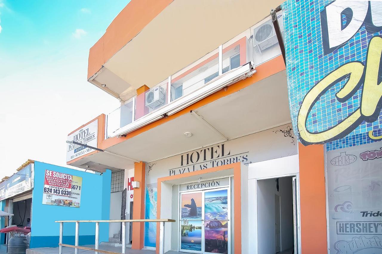 Oyo Hotel Plaza Las Torres, Cabo San Lucas Exterior photo